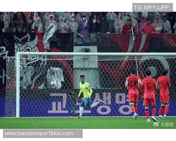 吉马良斯助攻埃斯特旺破门巴西队小胜韩国队取得胜利