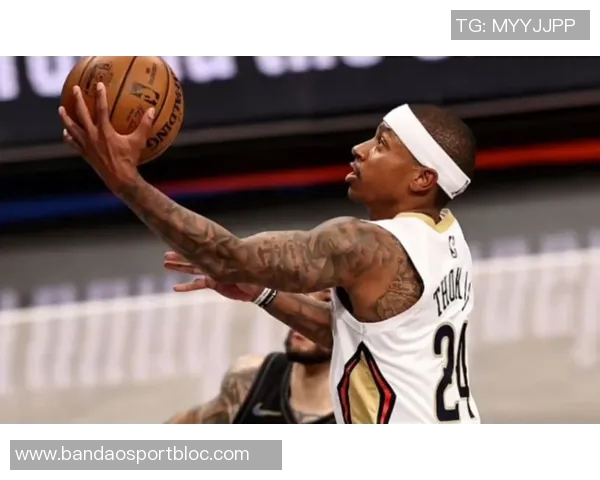 次节托马斯状态回暖半场贡献13分4助攻助力球队反弹